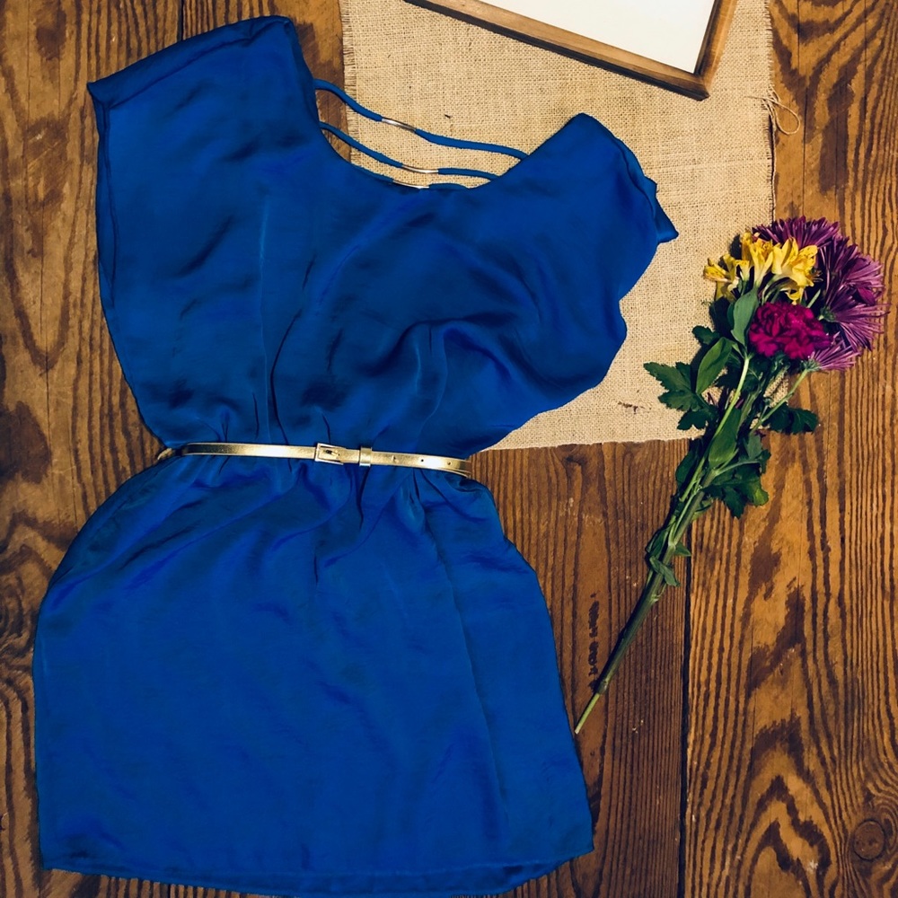 Blue dress